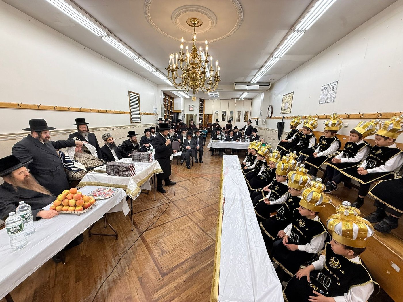 מסיבת החומש אצל האדמו"ר מקאלוב