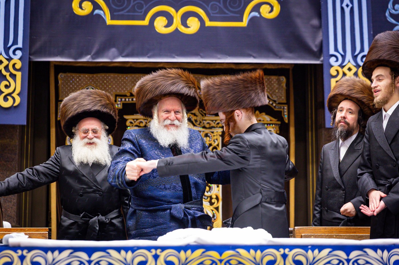 שמחת שבע ברכות לנכדת האדמו"ר מבאבוב