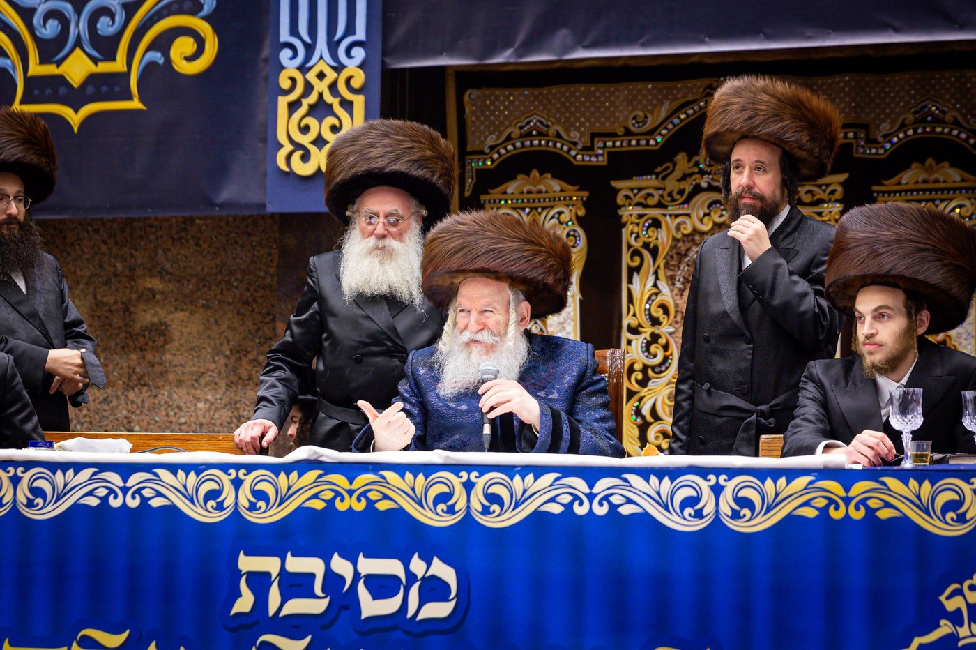 שמחת שבע ברכות לנכדת האדמו"ר מבאבוב