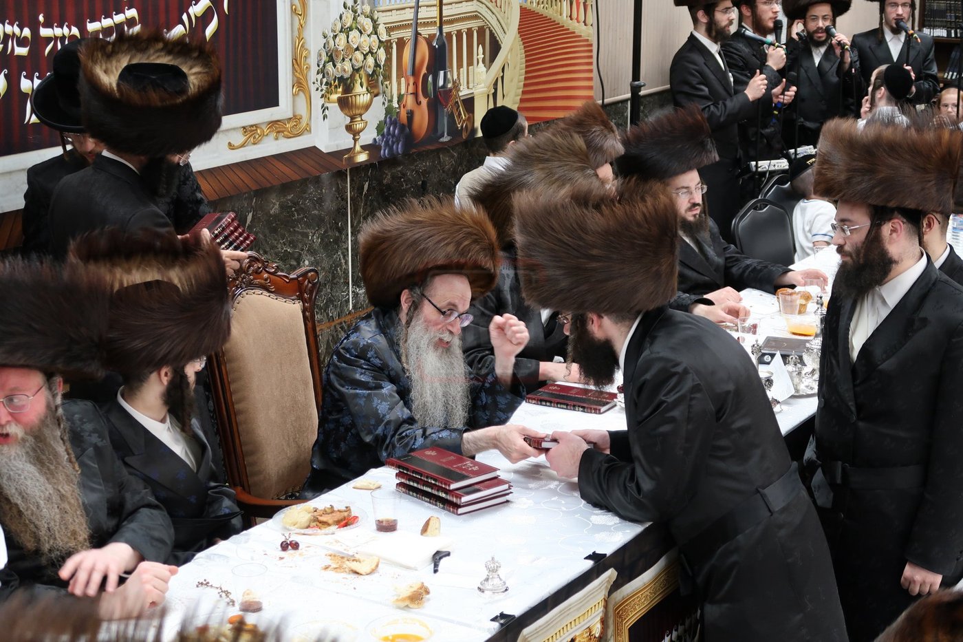 שבע ברכות בצאנז זוועהיל ע"י הנהלת הקהילה