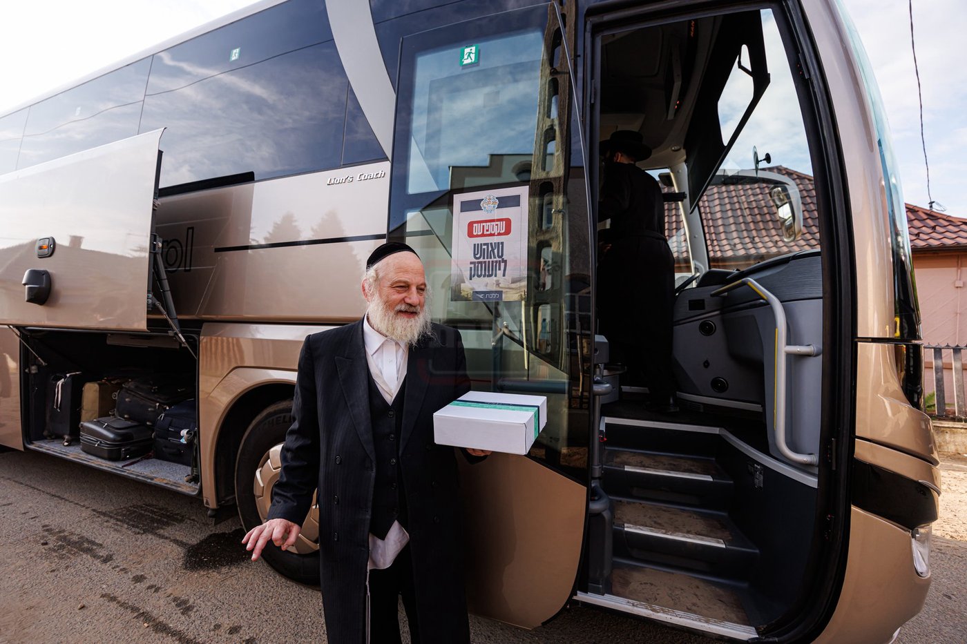 האדמו"ר מטאהש במסע הקודש להונגריה
