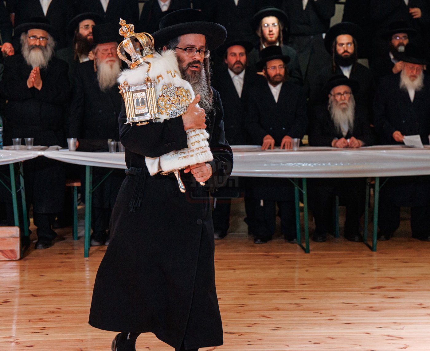 האדמו"ר מטאהש במסע הקודש להונגריה