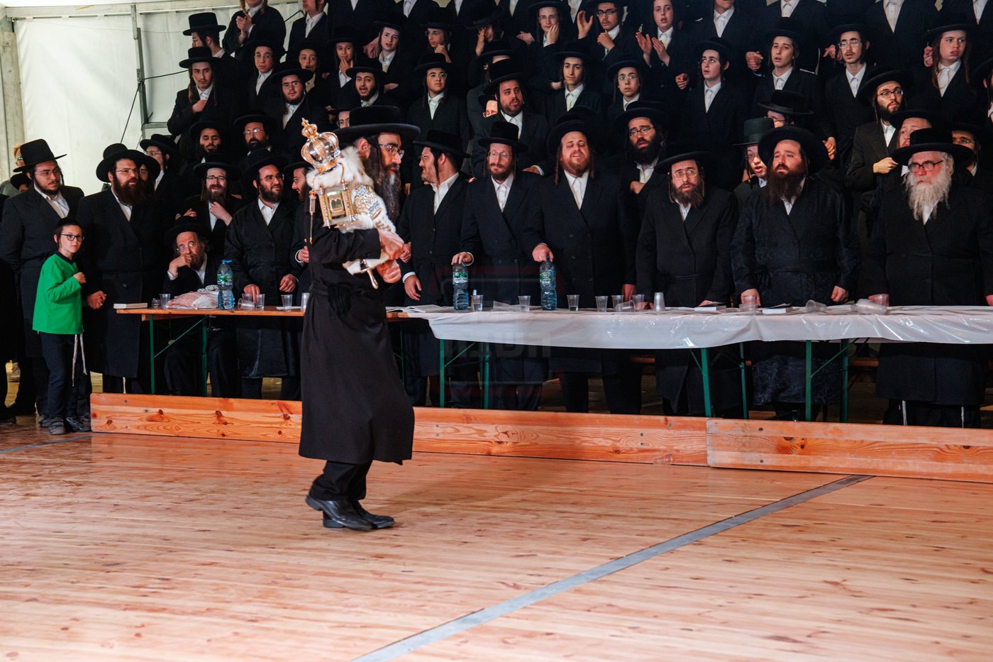 האדמו"ר מטאהש במסע הקודש להונגריה