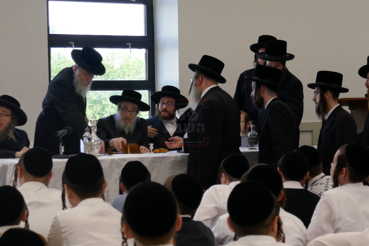 שמחת החלאקה לנין האדמו"ר מפאפא
