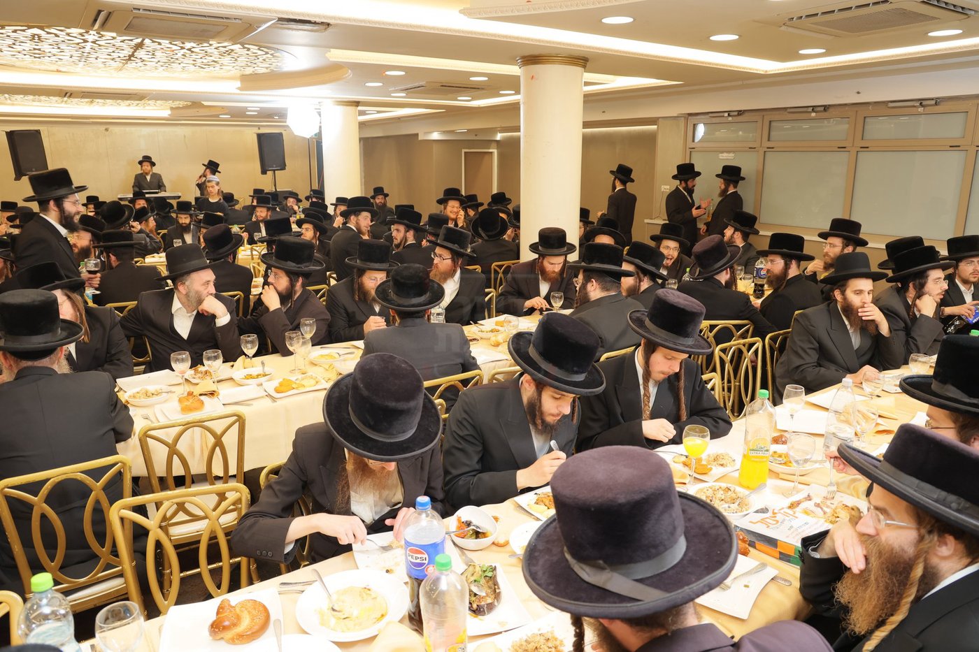 שמחת הש"ב ע"י מרכז הכוללים ראחמיסטריווקא 