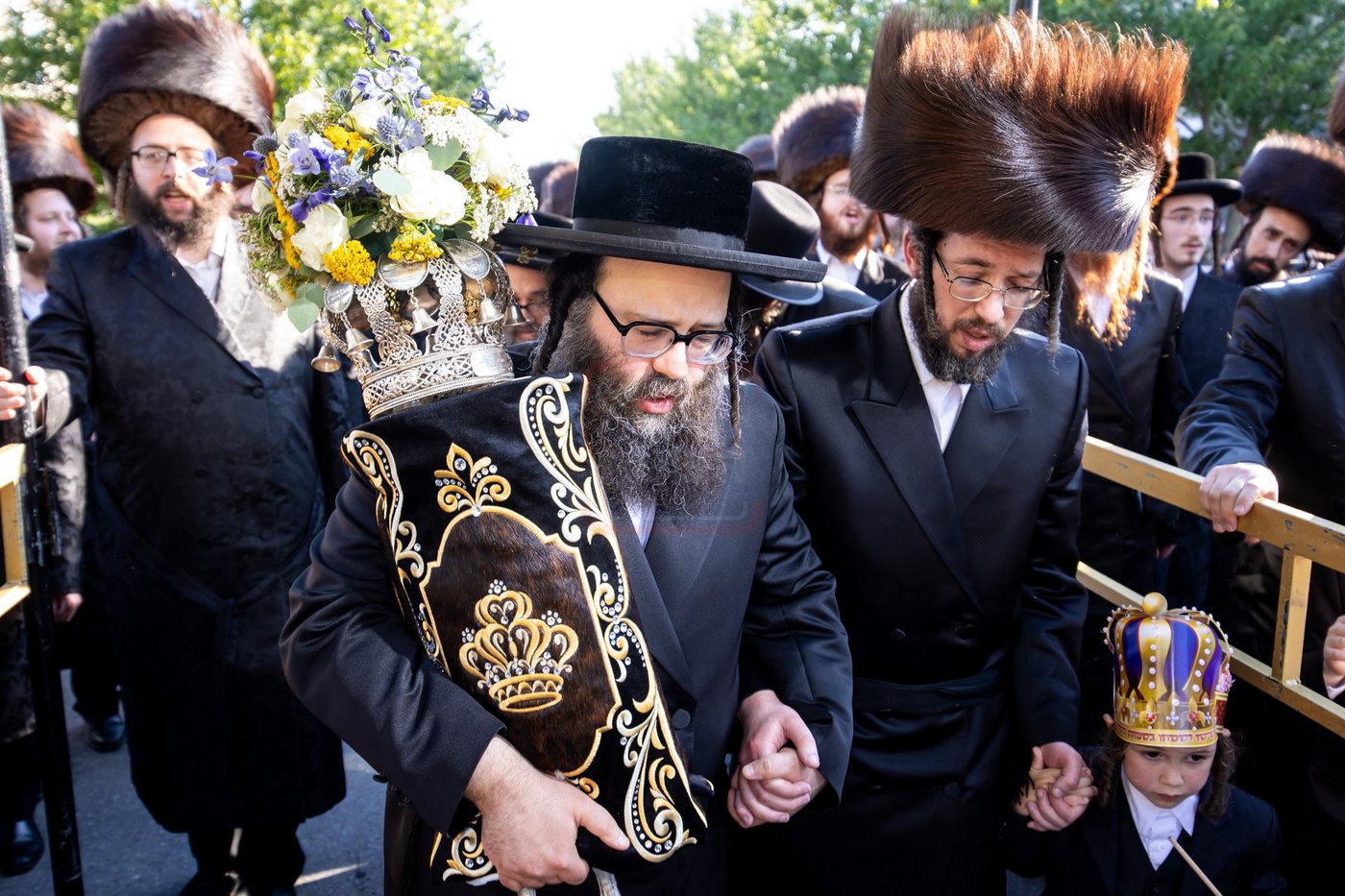 הכנסת ס"ת לביהמ"ד סאטמר בשכונת בלומינגרבורג