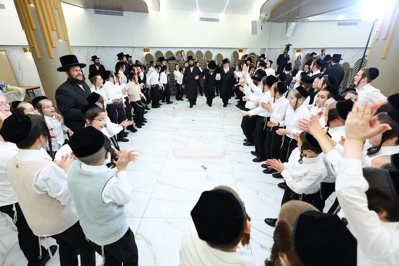 מעמד 'ברינה יקצורו' בת"ת סערט ויז'ניץ בחיפה