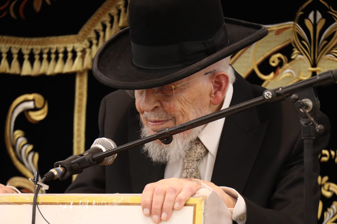 הילולת חכם בן ציון אבא שאול זצוק"ל