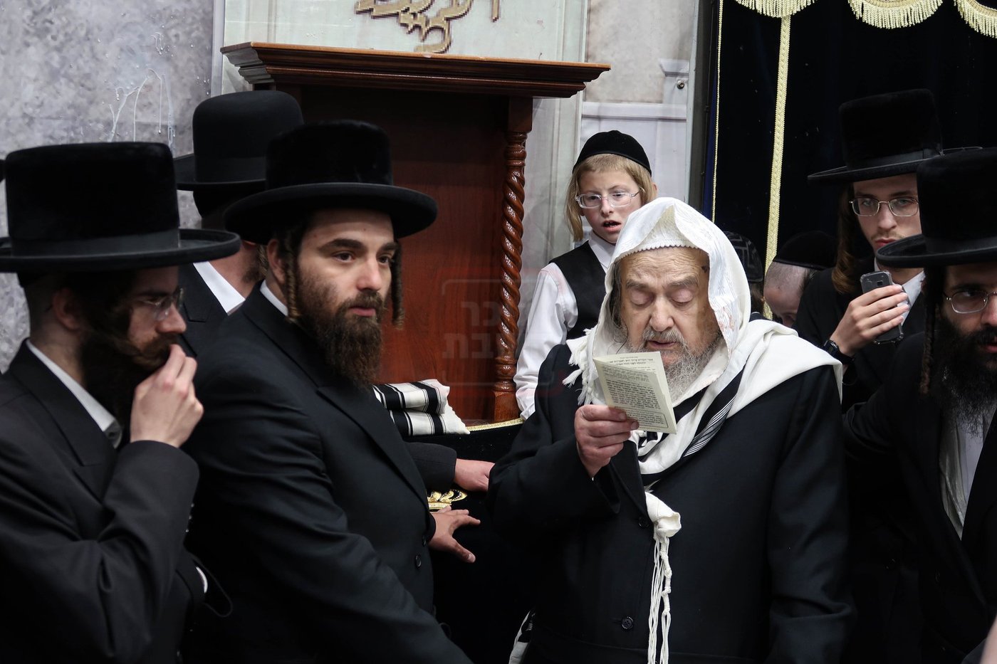 הבריתות בצילו של הגה"צ רבי יעקב מאיר שעכטר