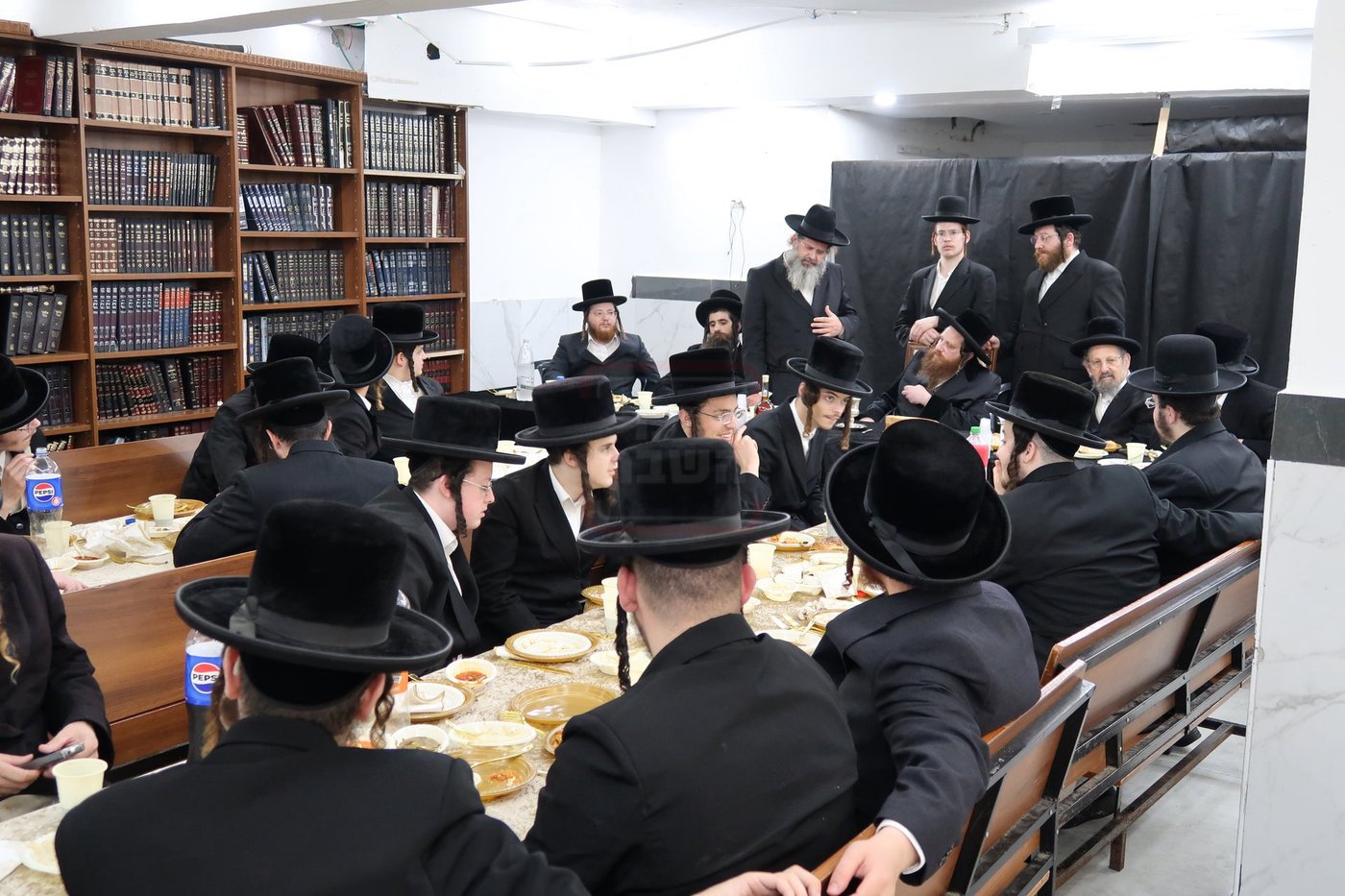סעודת הילולת ה"אור החיים" הק' בישיבת "נועם אלימלך"