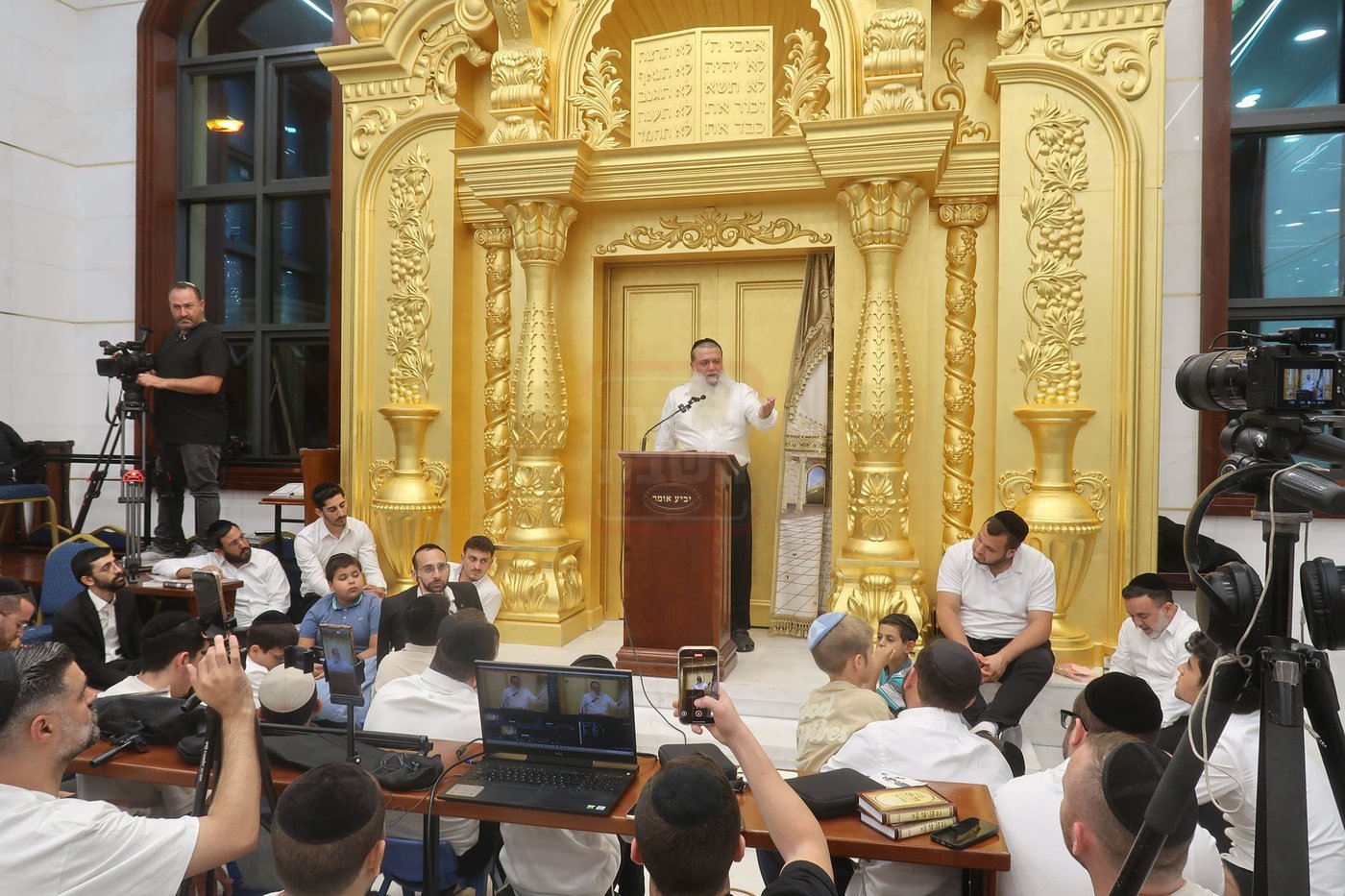 תשעה באב אצל הגאון הרב יגאל כהן