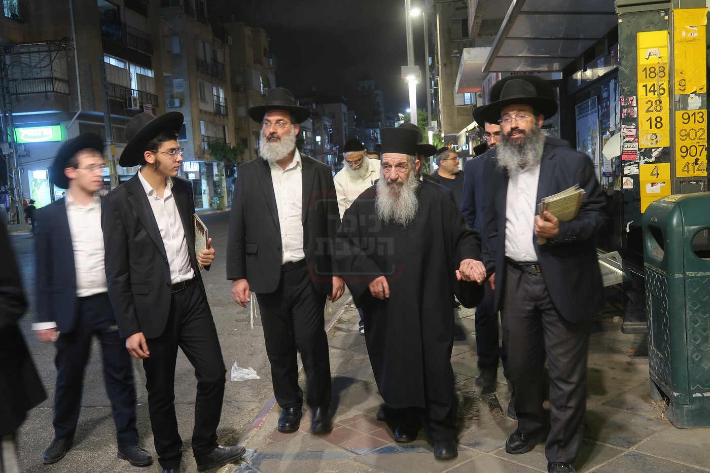 הגאון רבי ניסים בן שמעון בקידוש לבנה