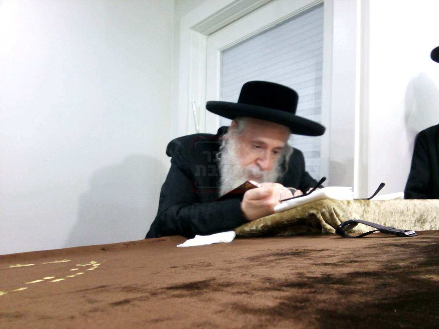 תשעה באב בחצה"ק צאנז קלויזנבורג