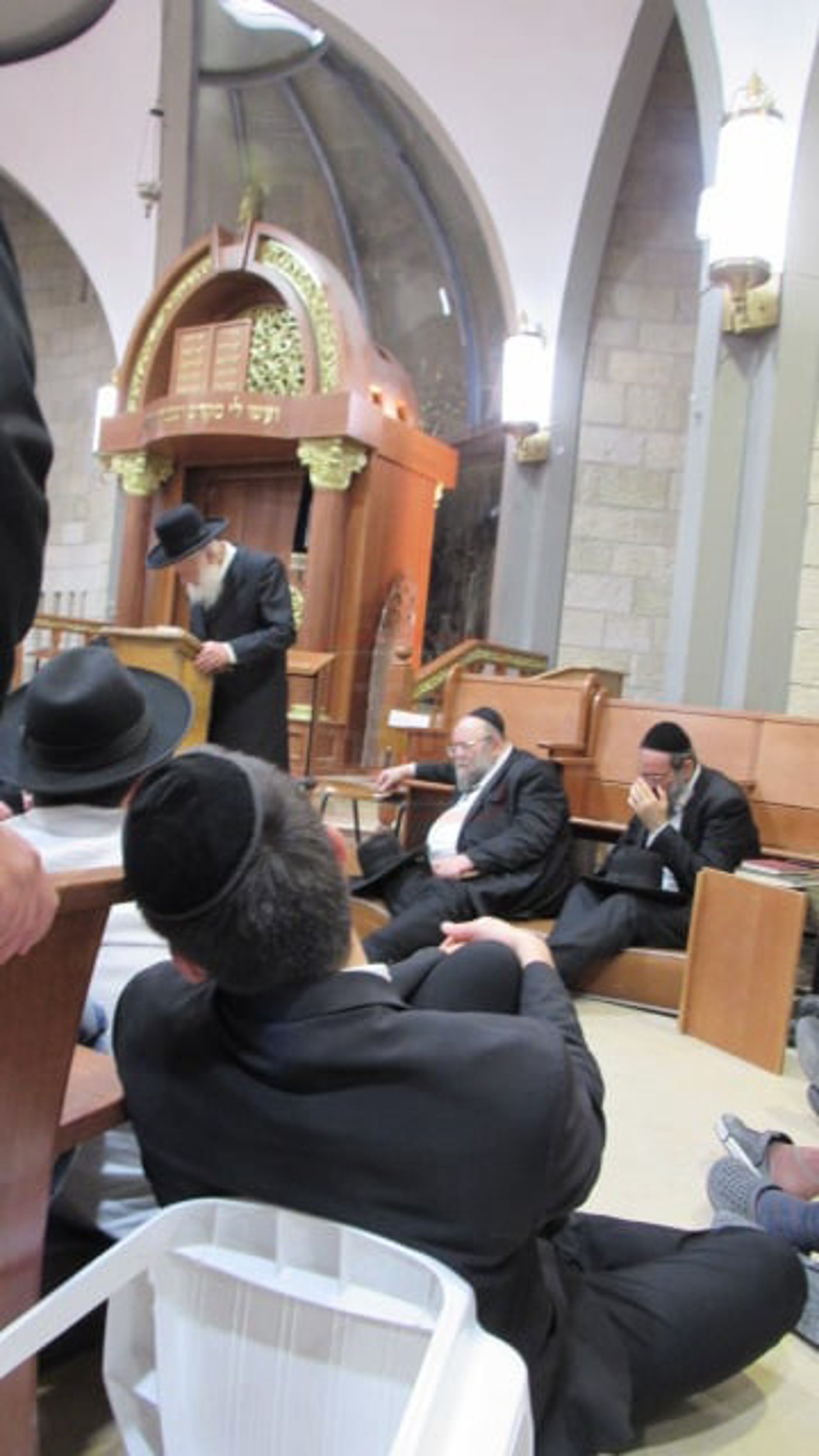 תשעה באב אצל הגאון הרב שמואל בצלאל