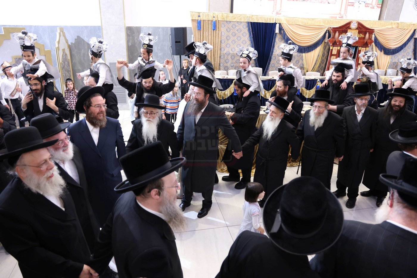 מסיבת חומש בתלמוד תורה טשכנוב