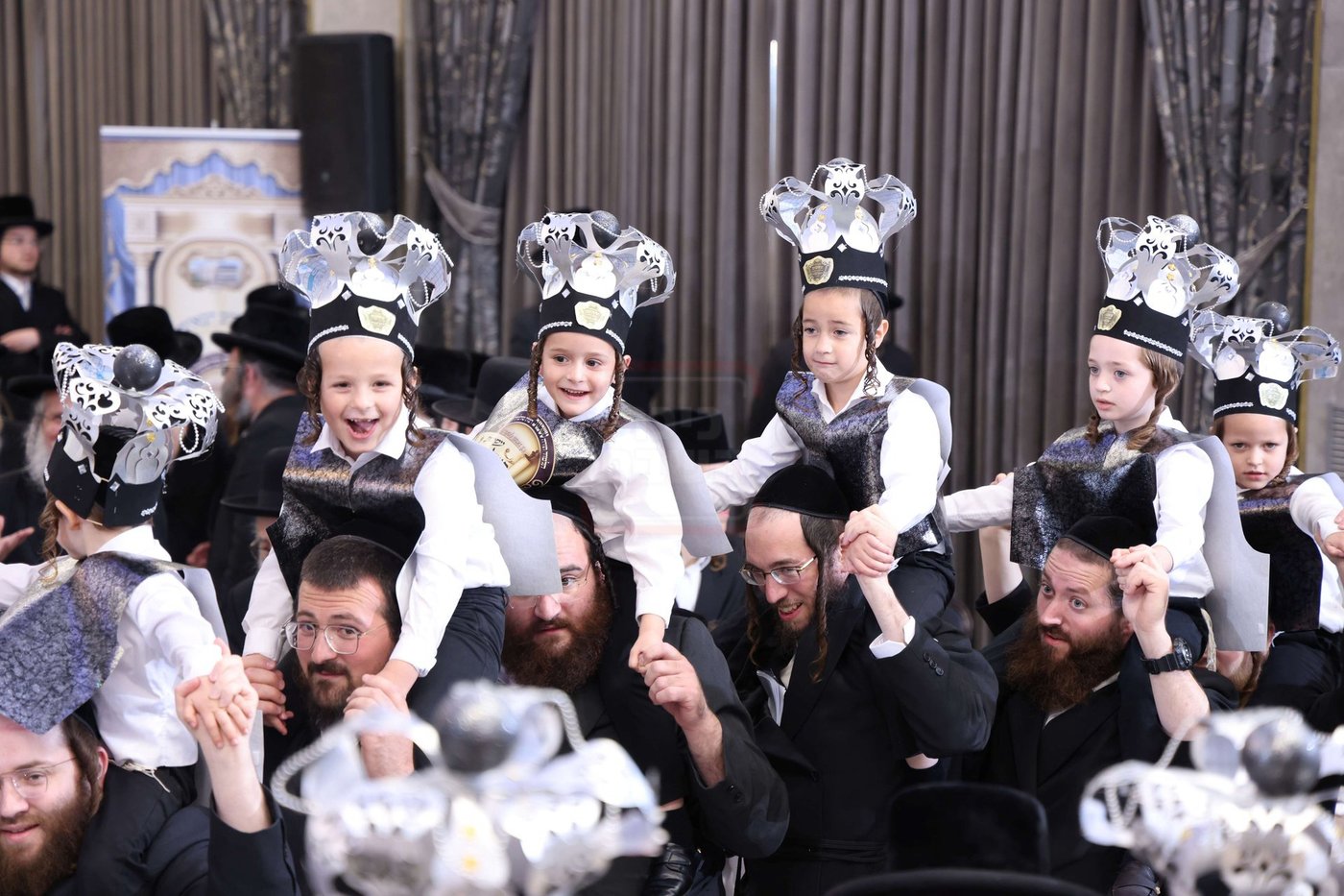מסיבת חומש בתלמוד תורה טשכנוב