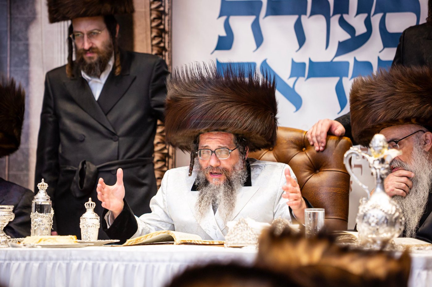מוצאי שבת נחמו בסקולען לייקווד