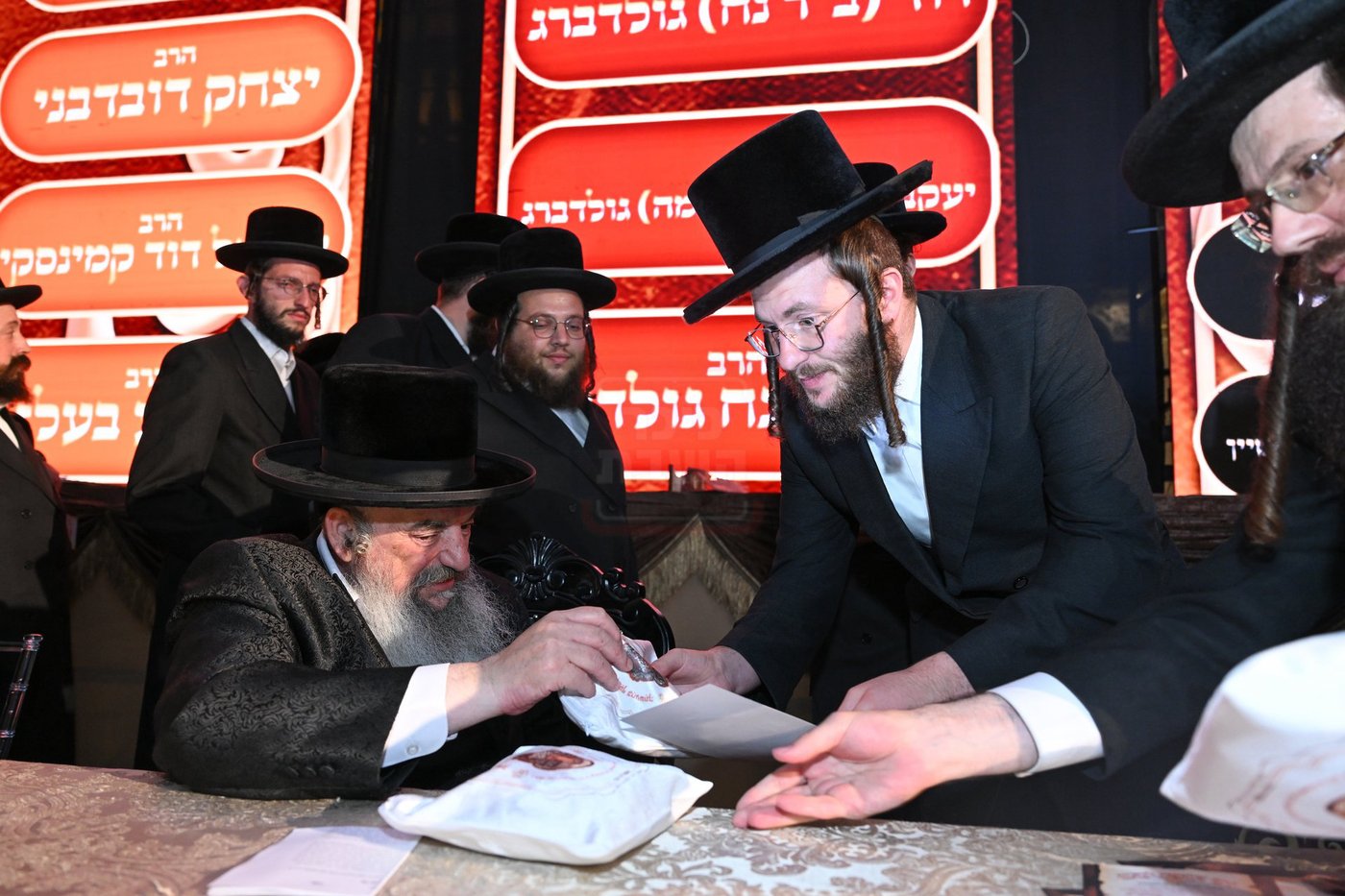 הדינר היוקרתי בלעלוב
