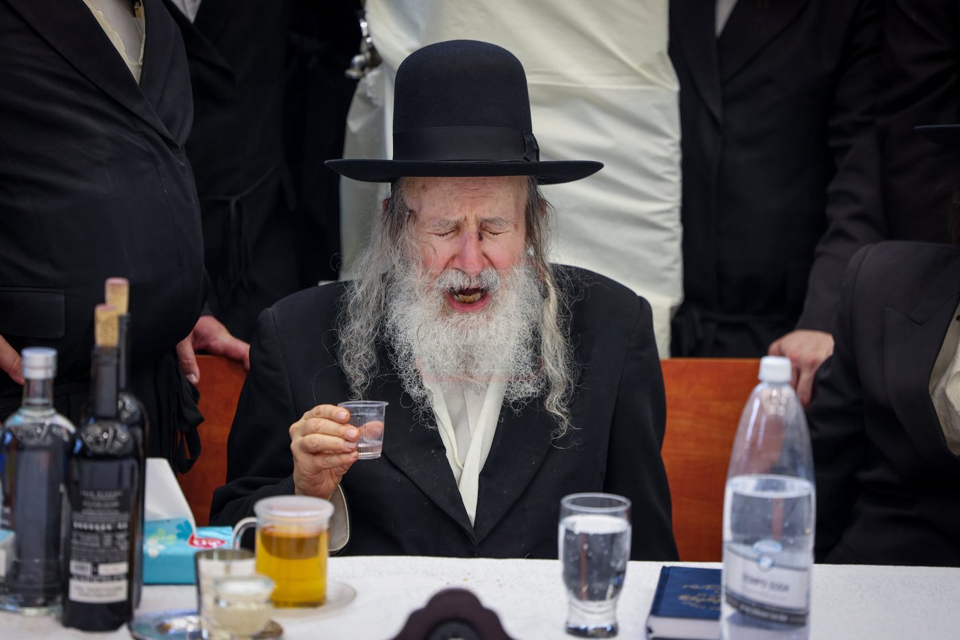 האדמו"ר מאמשינוב בטיש הילולא בצפת 