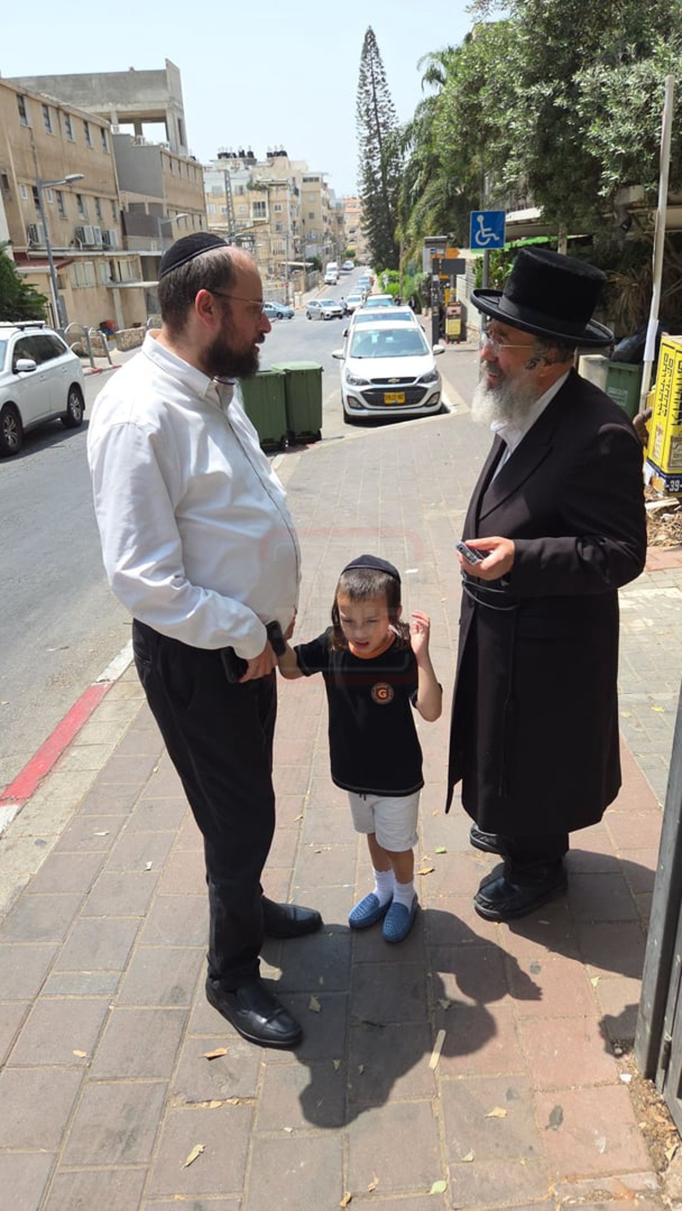 זופניק בכיכר | כל התמונות, הנייעס והחשיפות של בין הזמנים