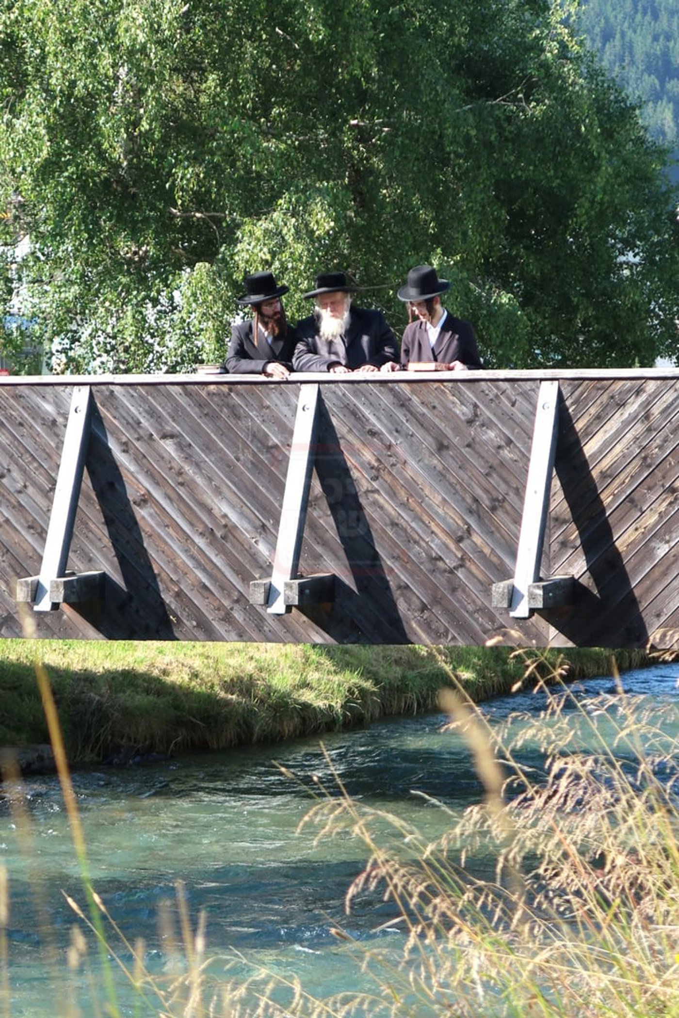 האדמו"ר ממבקשי אמונה במנוחה בדאבוס שבשווייץ