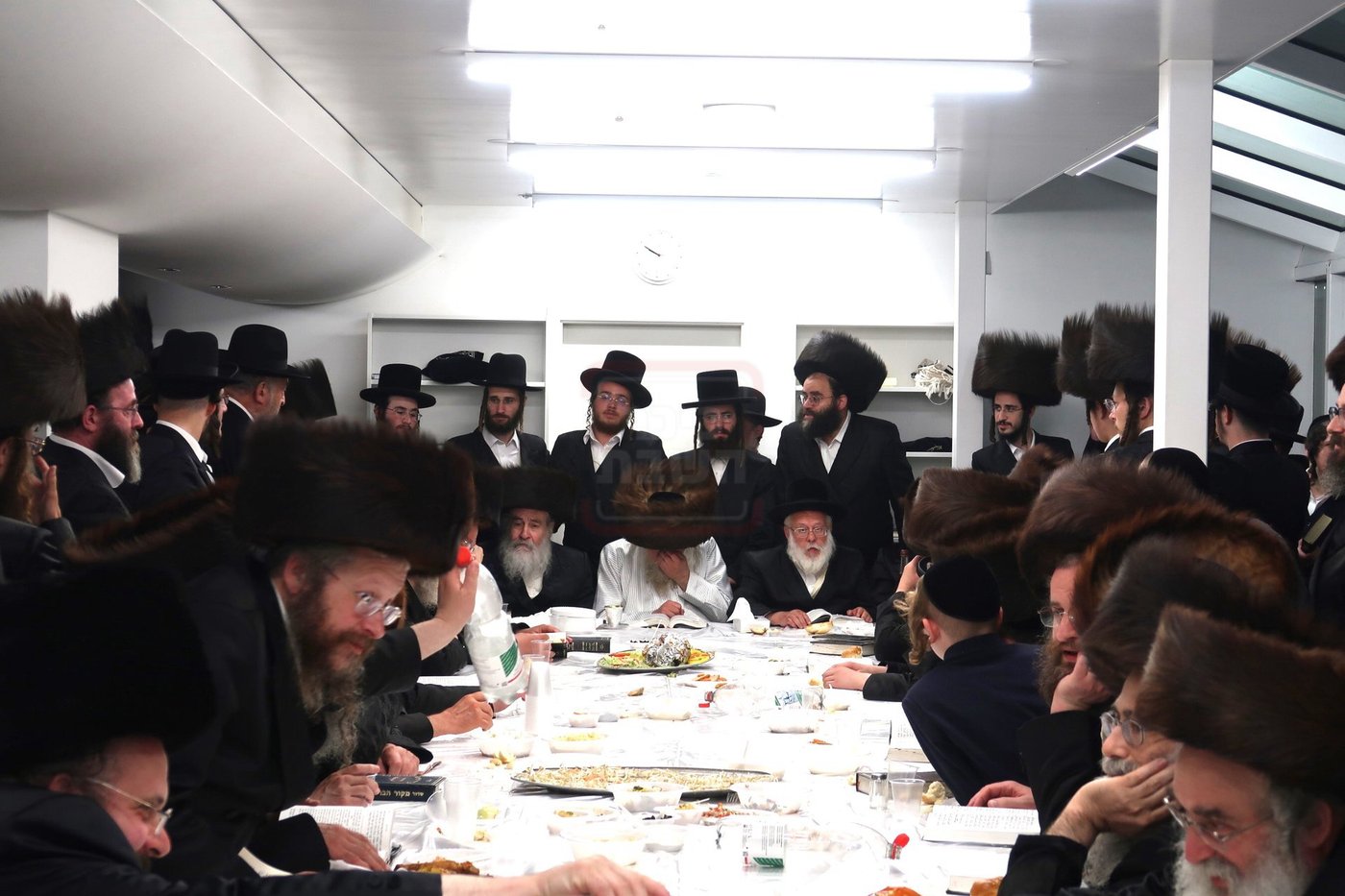 האדמו"ר ממבקשי אמונה במנוחה בדאבוס שבשווייץ