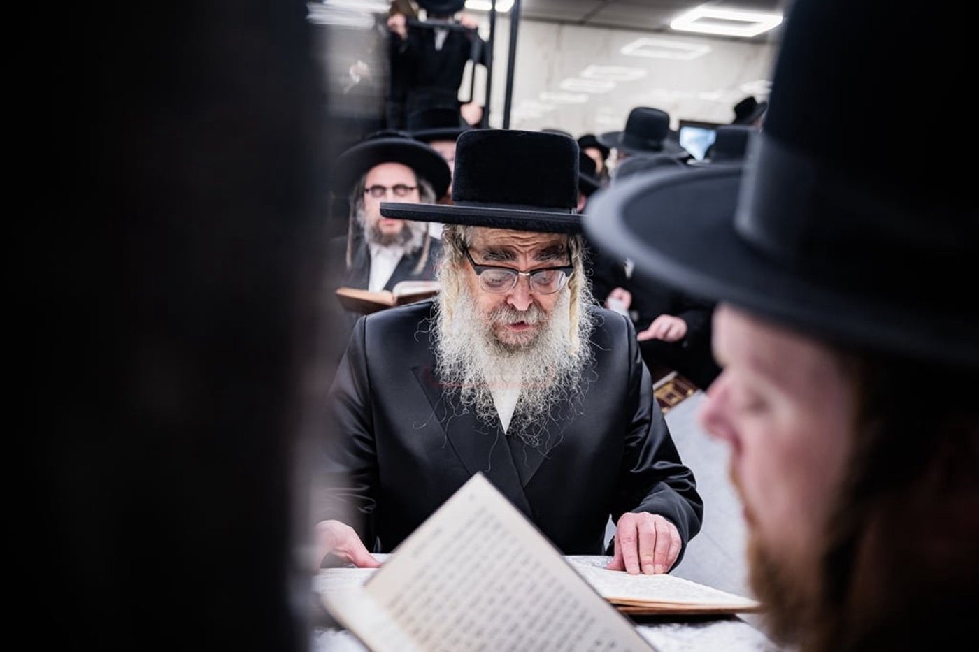 האדמו"ר מסאטמר בעליה לציון הק' של בעל ה'ויואל משה' ביום ההילולא
