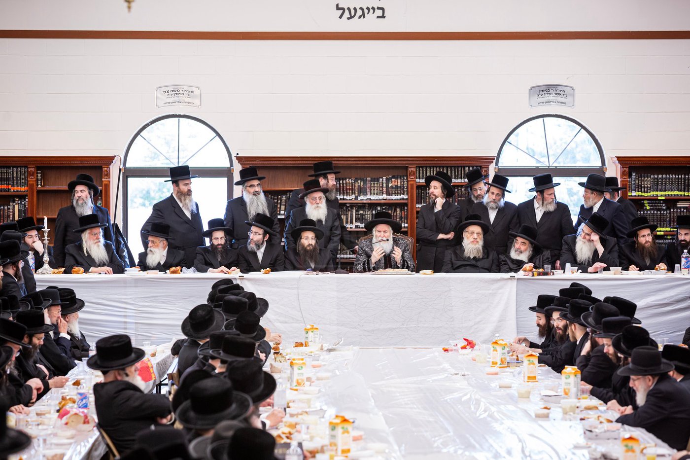 ראש חודש אלול בצל האדמו"ר מבאבוב