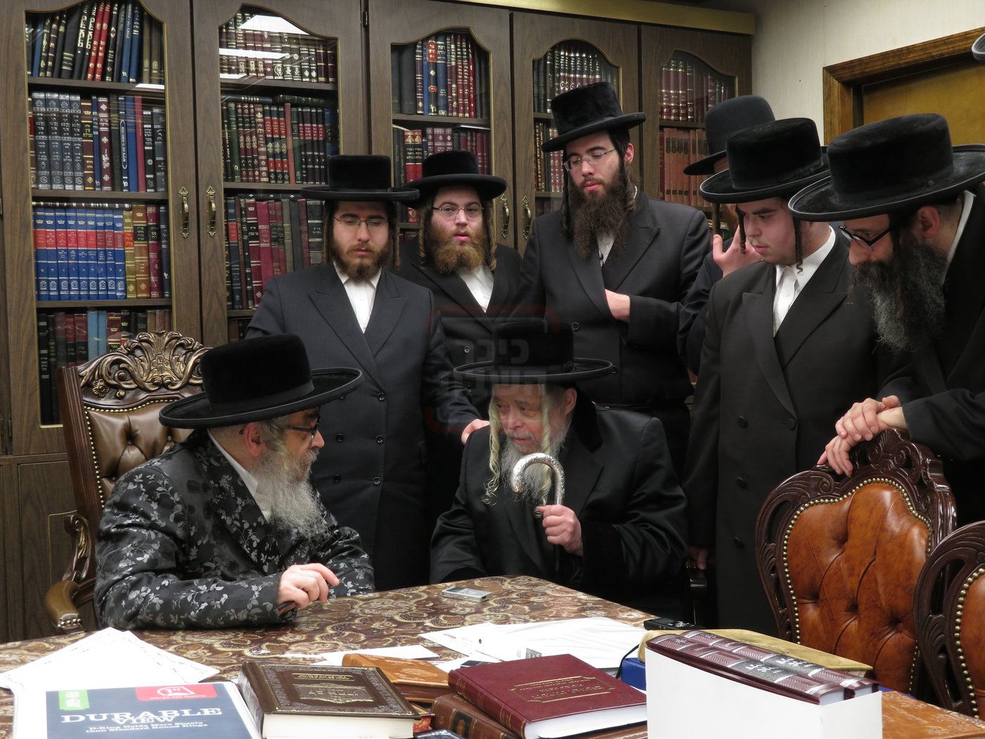 מראות חייו של האדמו"ר מקרעטשניף סיגעט זצ"ל