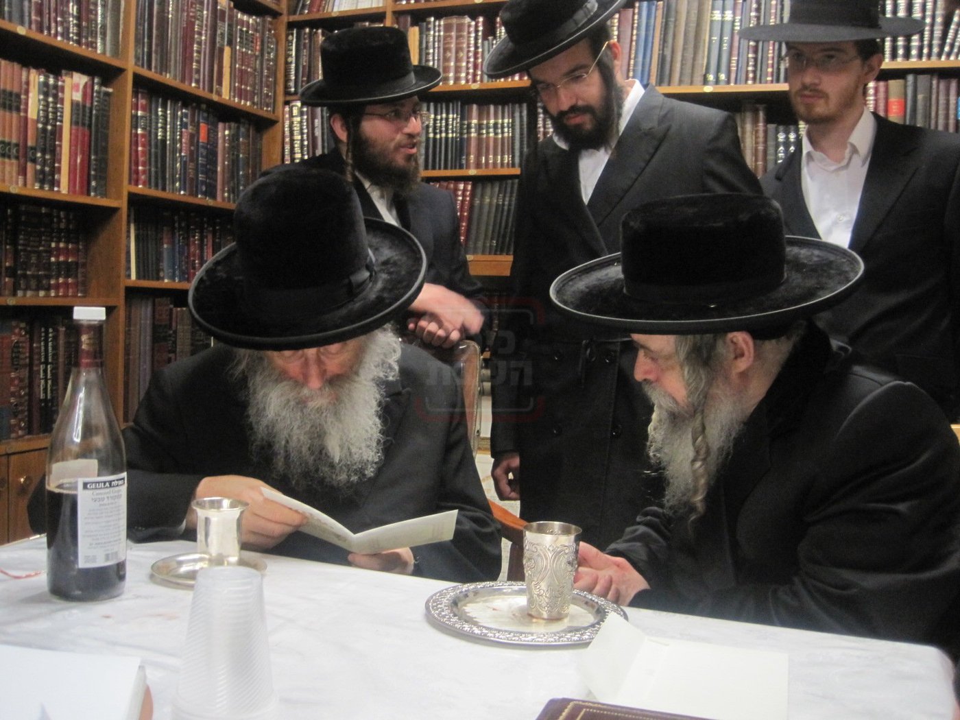 מראות חייו של האדמו"ר מקרעטשניף סיגעט זצ"ל
