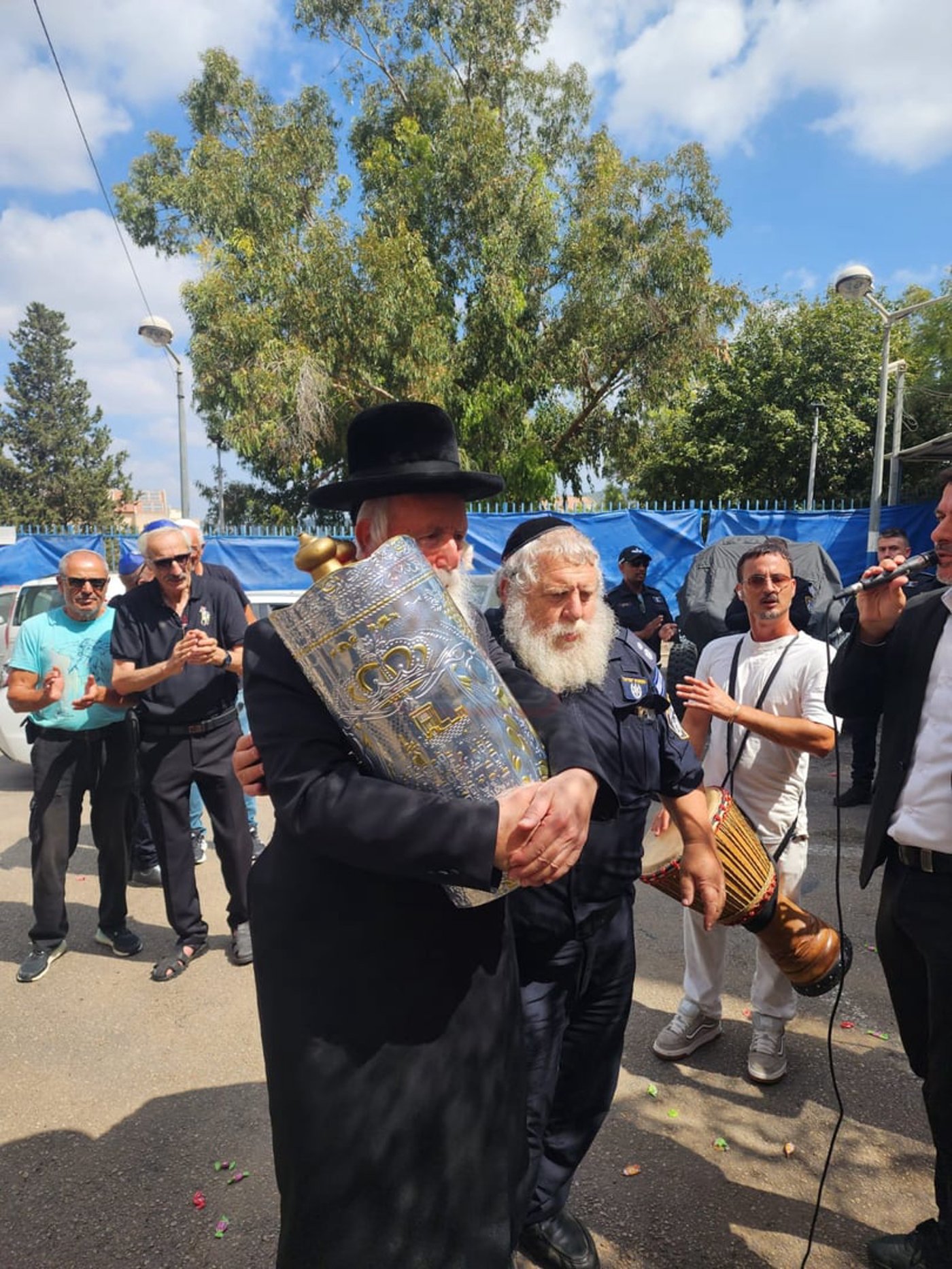 זופניק בכיכר | כל התמונות, הנייעס והחשיפות של השבוע