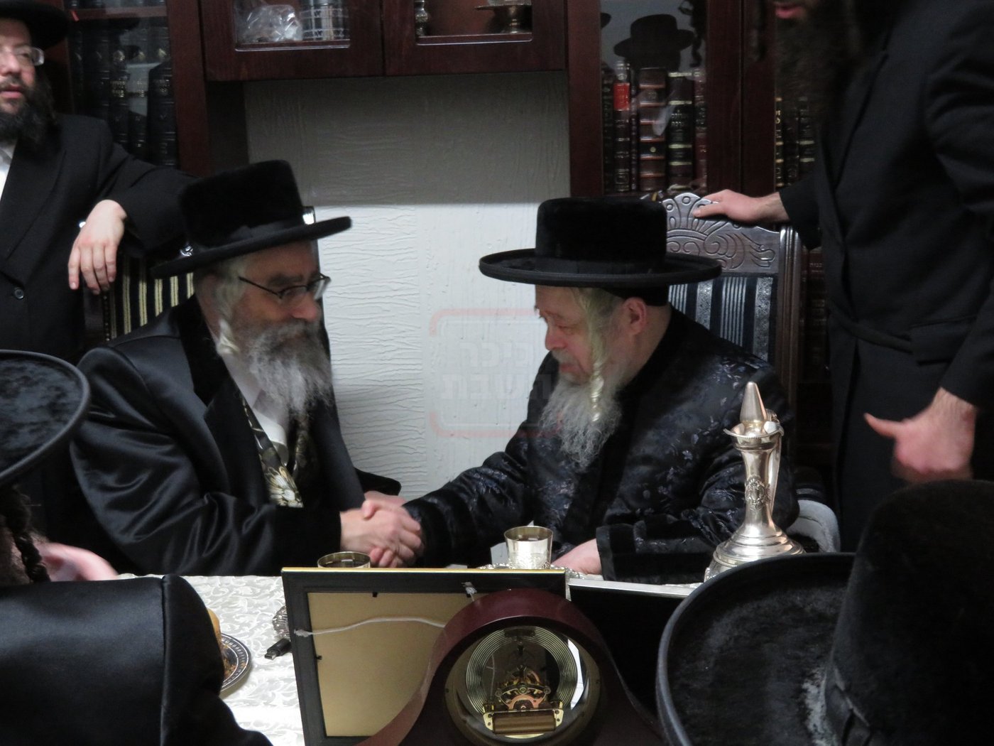 מראות חייו של האדמו"ר מקרעטשניף סיגעט זצ"ל