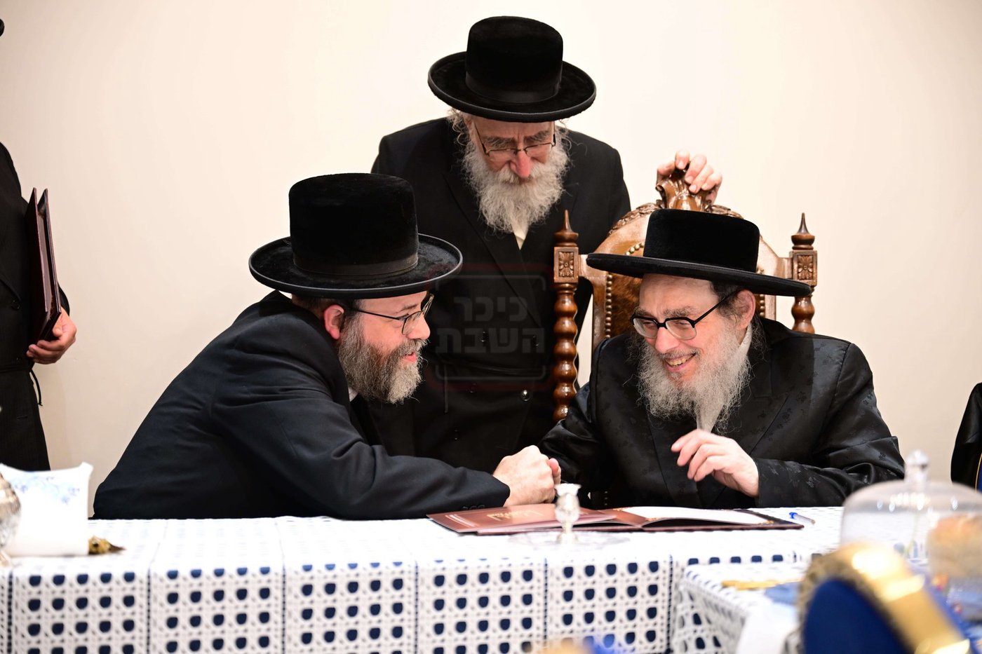 ועידת קרן היסוד בחצה"ק פאפא