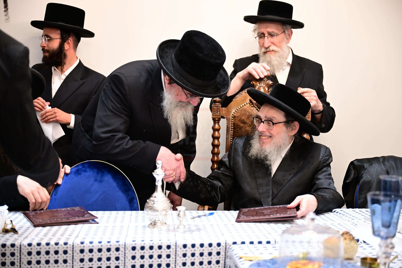 ועידת קרן היסוד בחצה"ק פאפא