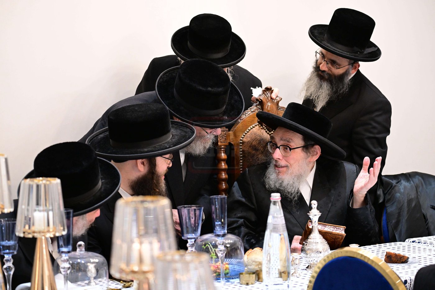 ועידת קרן היסוד בחצה"ק פאפא