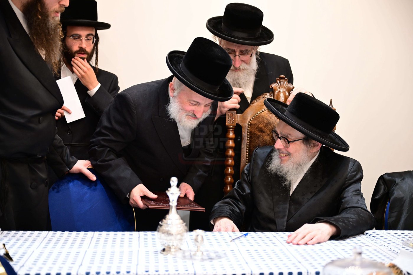 ועידת קרן היסוד בחצה"ק פאפא