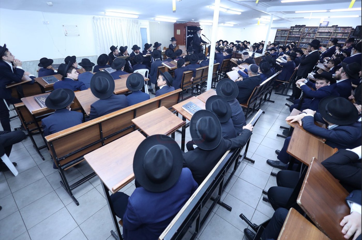 ראש הישיבה הגר"ד בפתיחת 'זמן אלול' בישיבת 'כהנא' בפתח תקווה