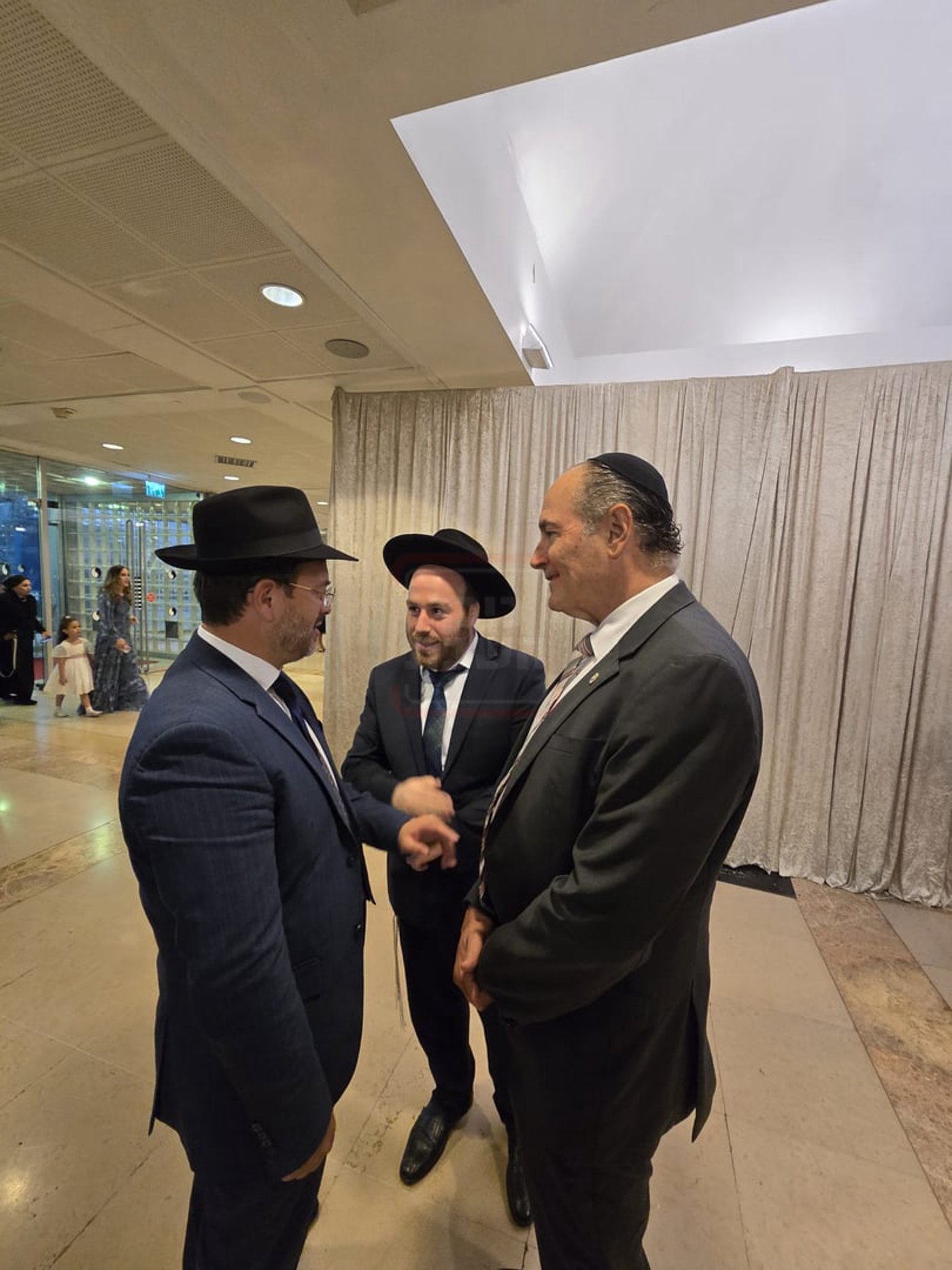 זופניק בכיכר | כל התמונות, הנייעס והחשיפות של השבוע