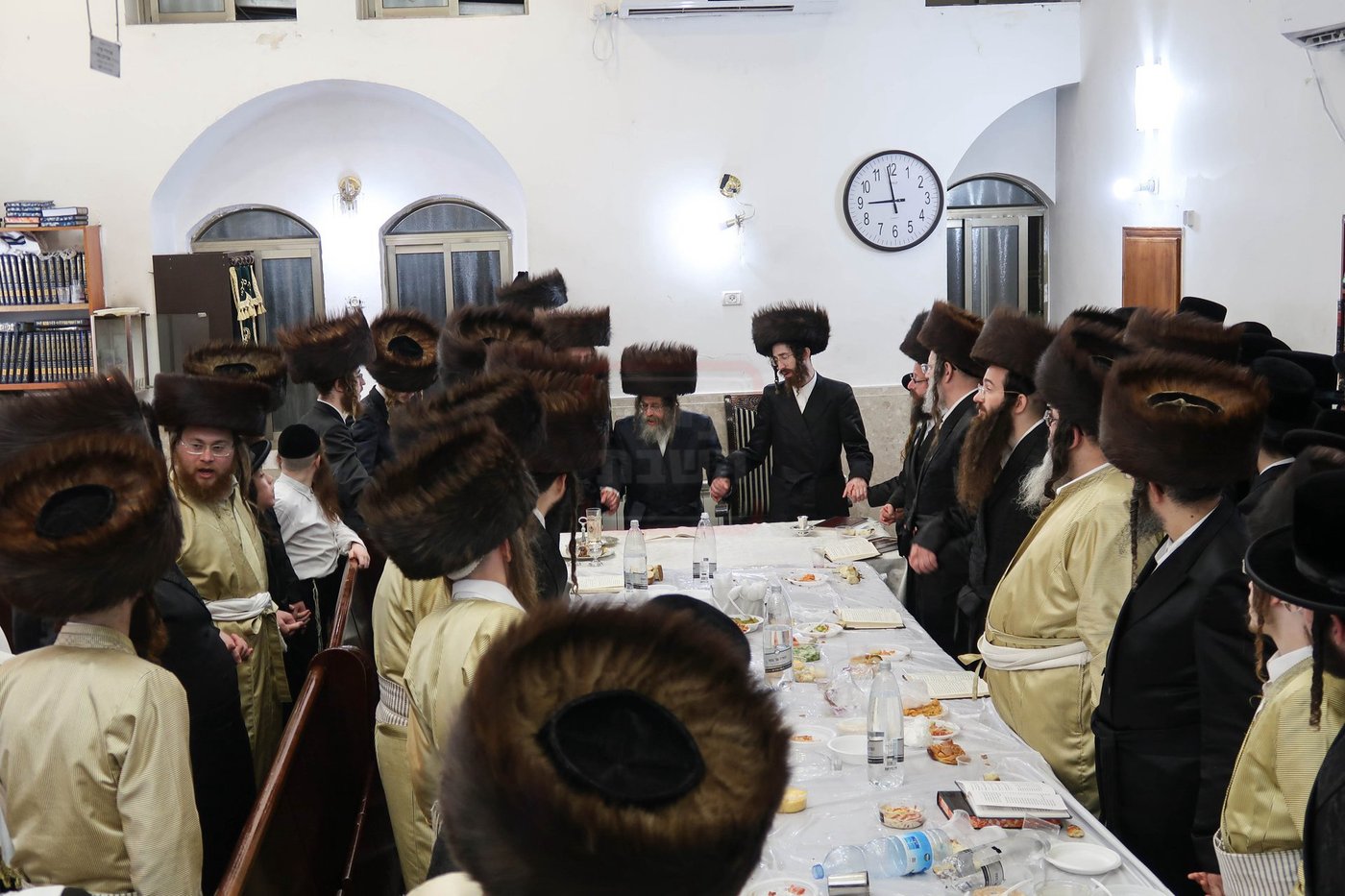 שבת הכתרה בקרעטשניף סיגעט