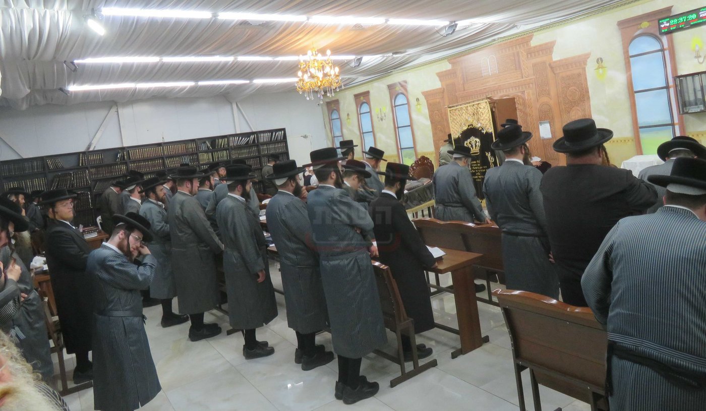 האדמו"ר מתולדות אהרן בביקור הוד בבית שמש