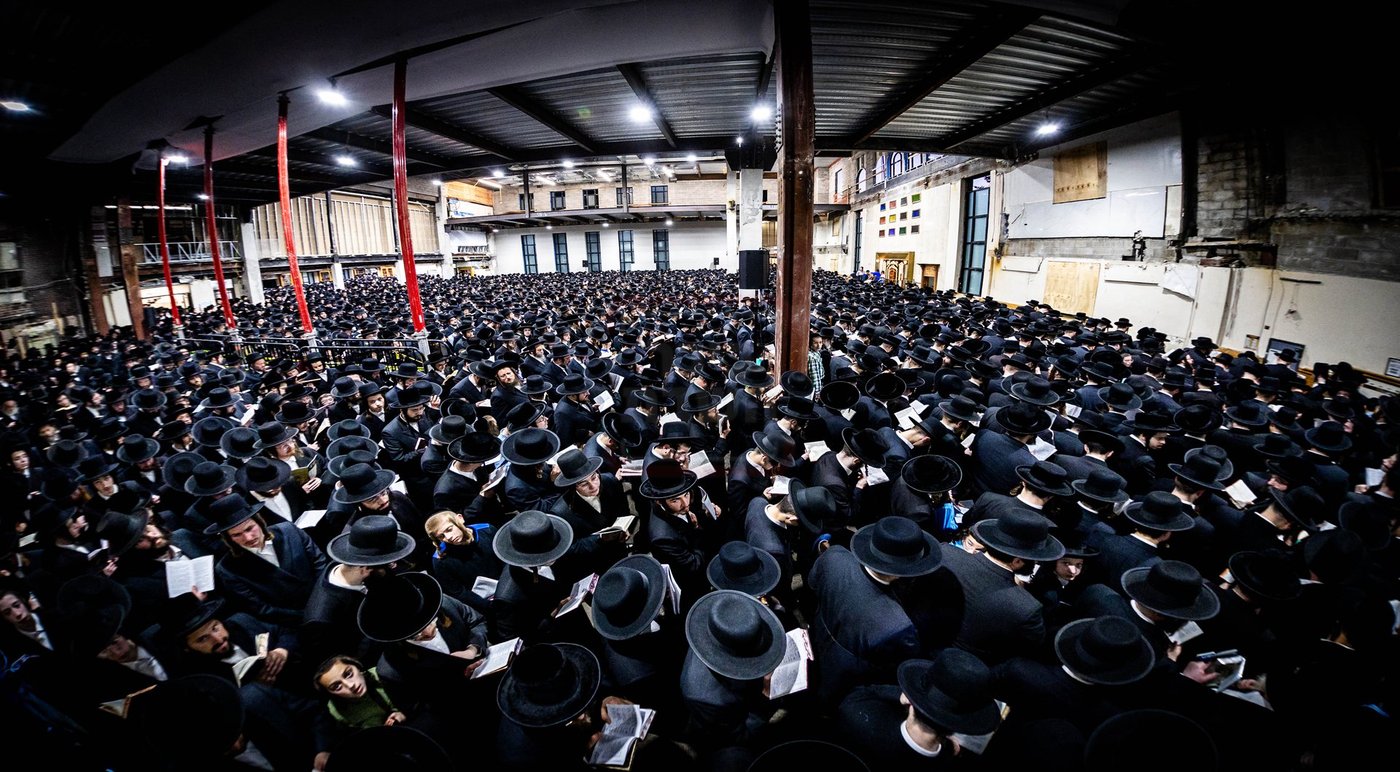 סליחות ראשונות בחצה"ק סאטמר