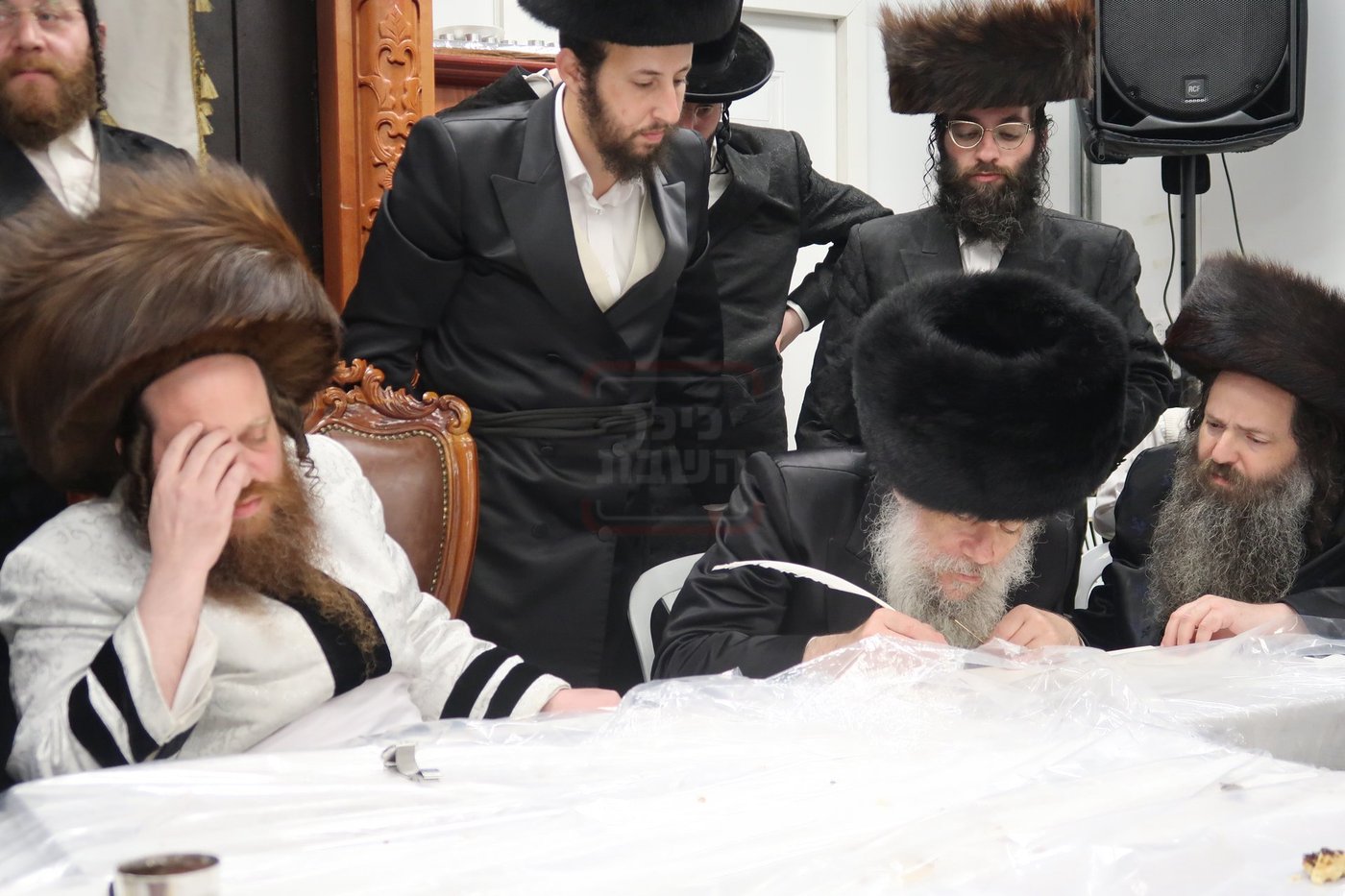 חנוכת הבית והתחלת כתיבת ס"ת בחצה"ק מיאלען