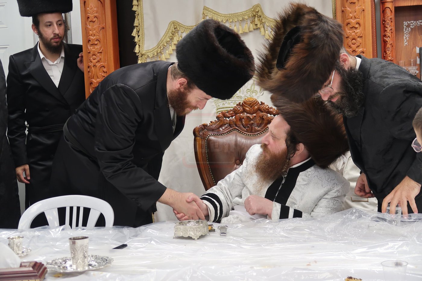 חנוכת הבית והתחלת כתיבת ס"ת בחצה"ק מיאלען
