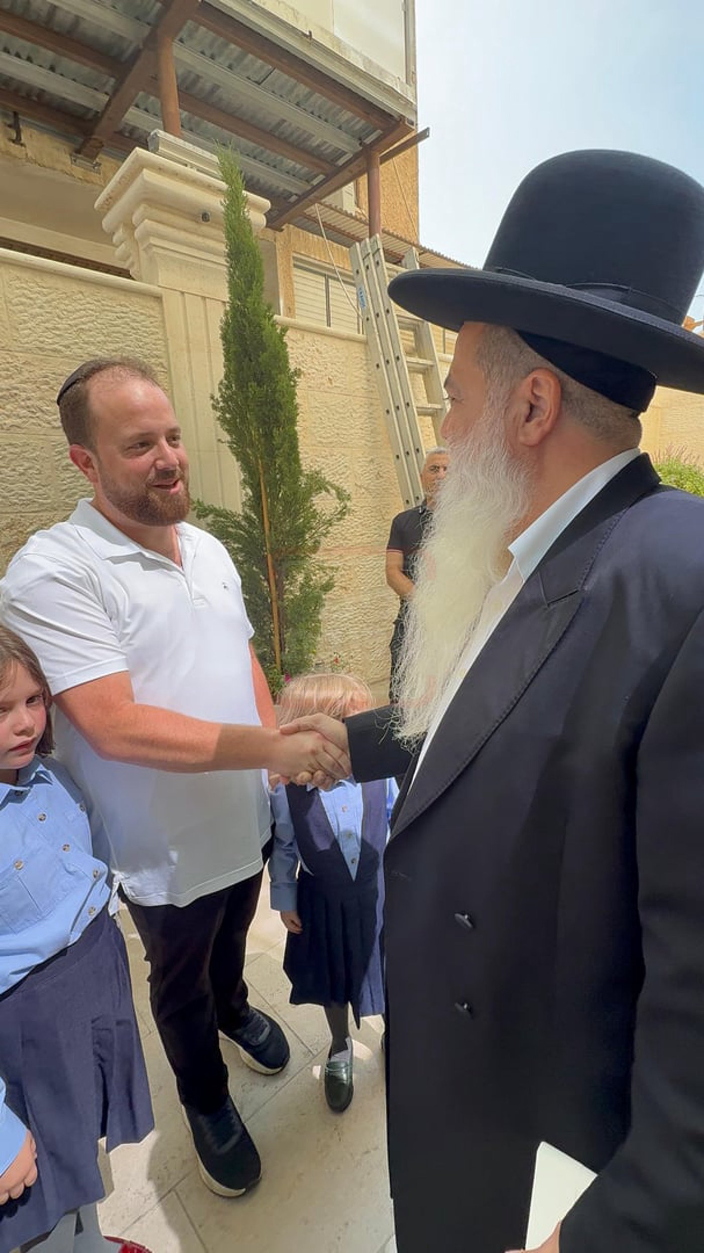 ה'לקסוס' נפרץ, מה נגנב? | 'זופניק בכיכר' עם כל התמונות, הנייעס והחשיפות של השבוע