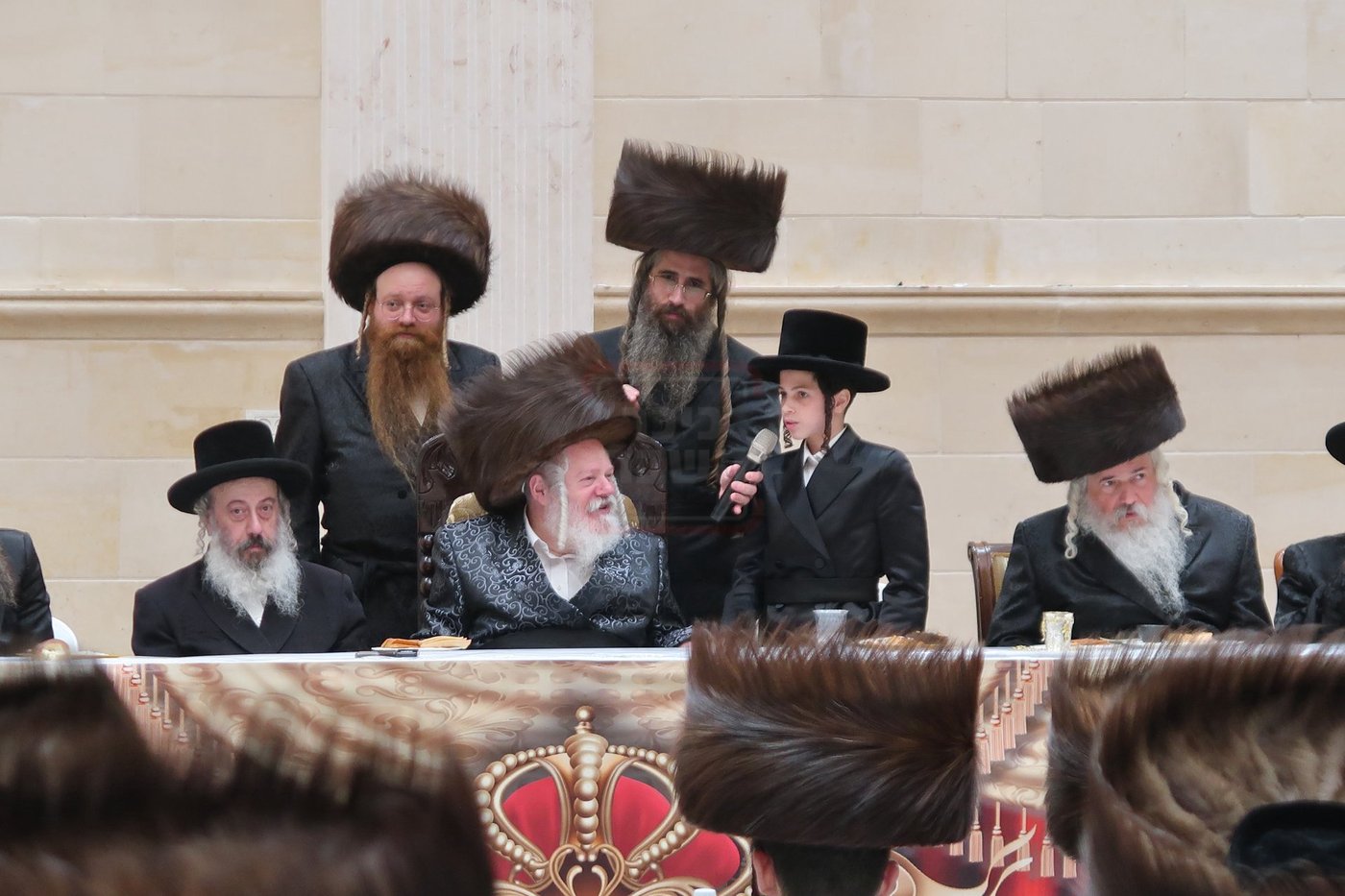 שמחת בר המצוה לנכד האדמו"ר מפרמישלאן ואב"ד אלדשטאט 