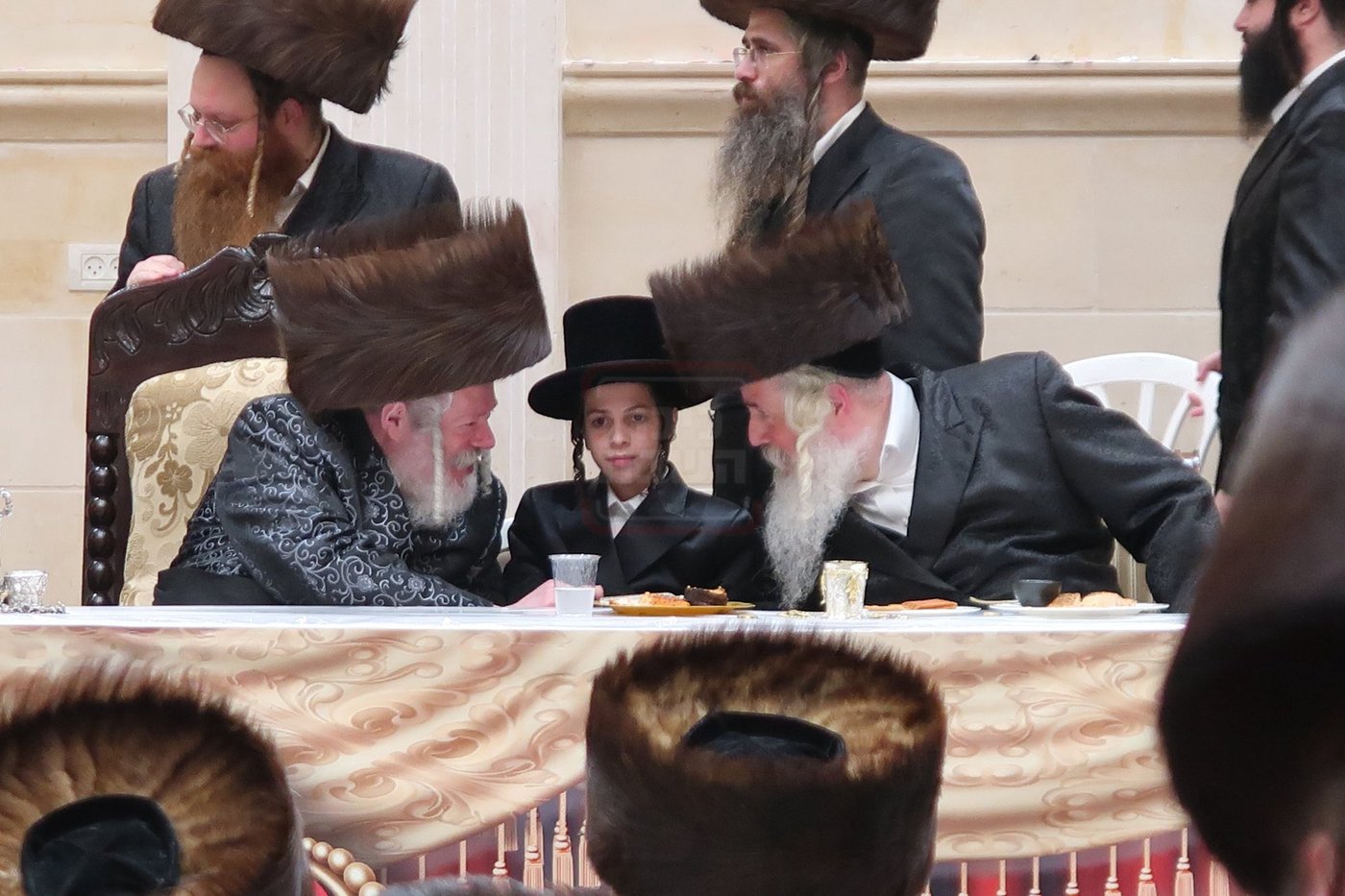 שמחת בר המצוה לנכד האדמו"ר מפרמישלאן ואב"ד אלדשטאט 