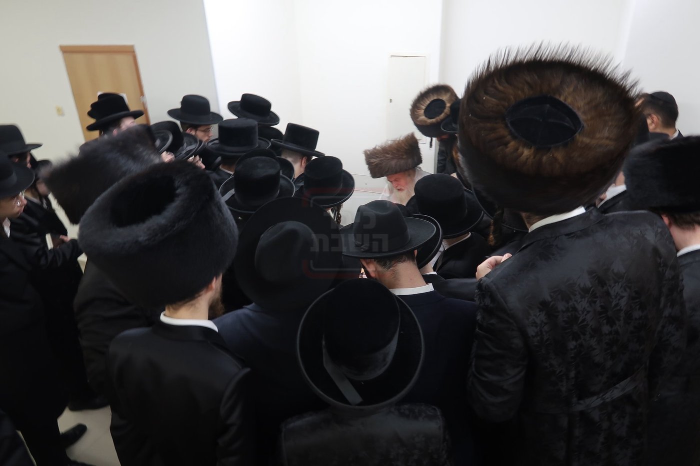 האדמו"ר ממבקשי אמונה שבת בבני ברק