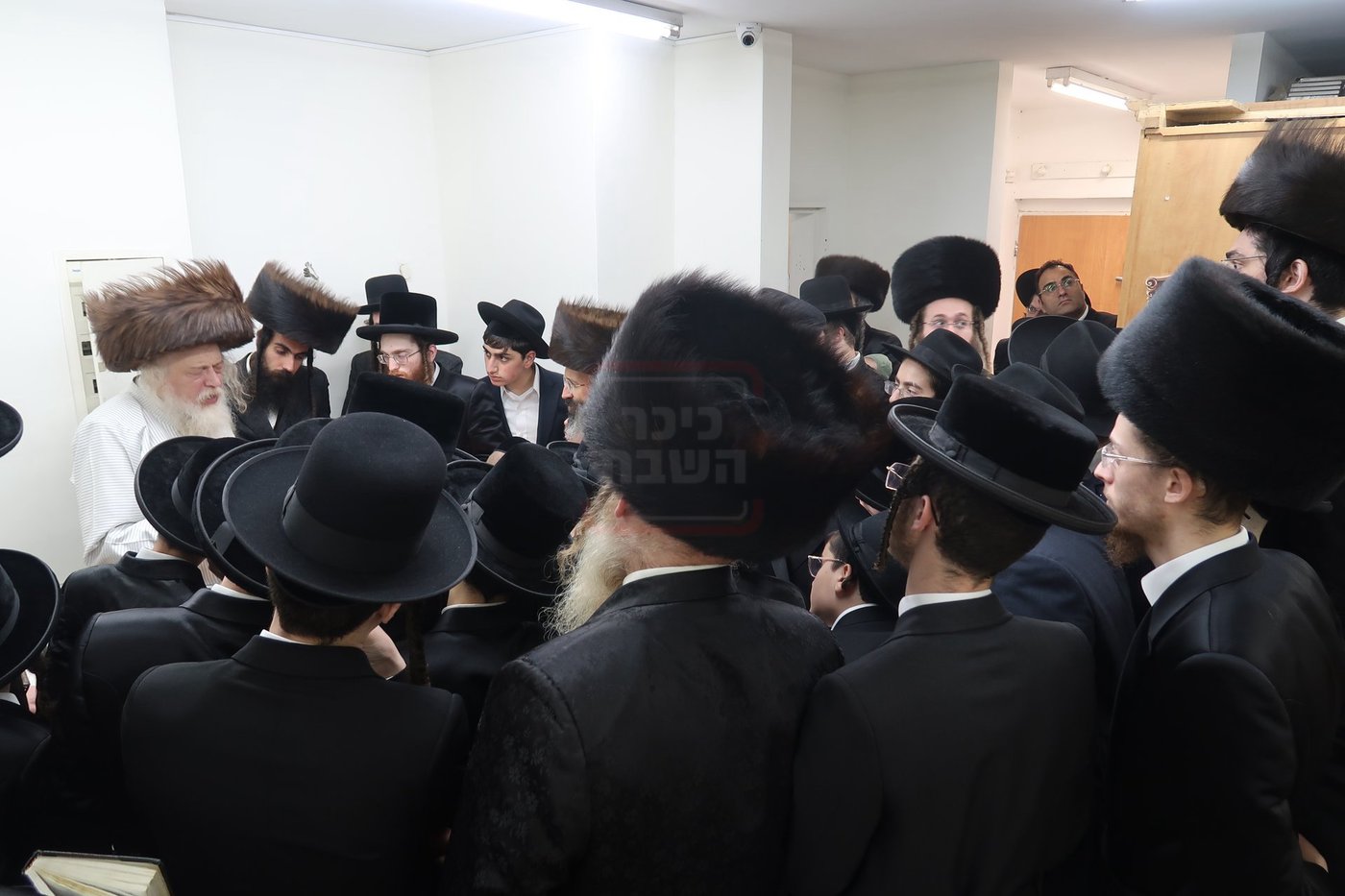האדמו"ר ממבקשי אמונה שבת בבני ברק
