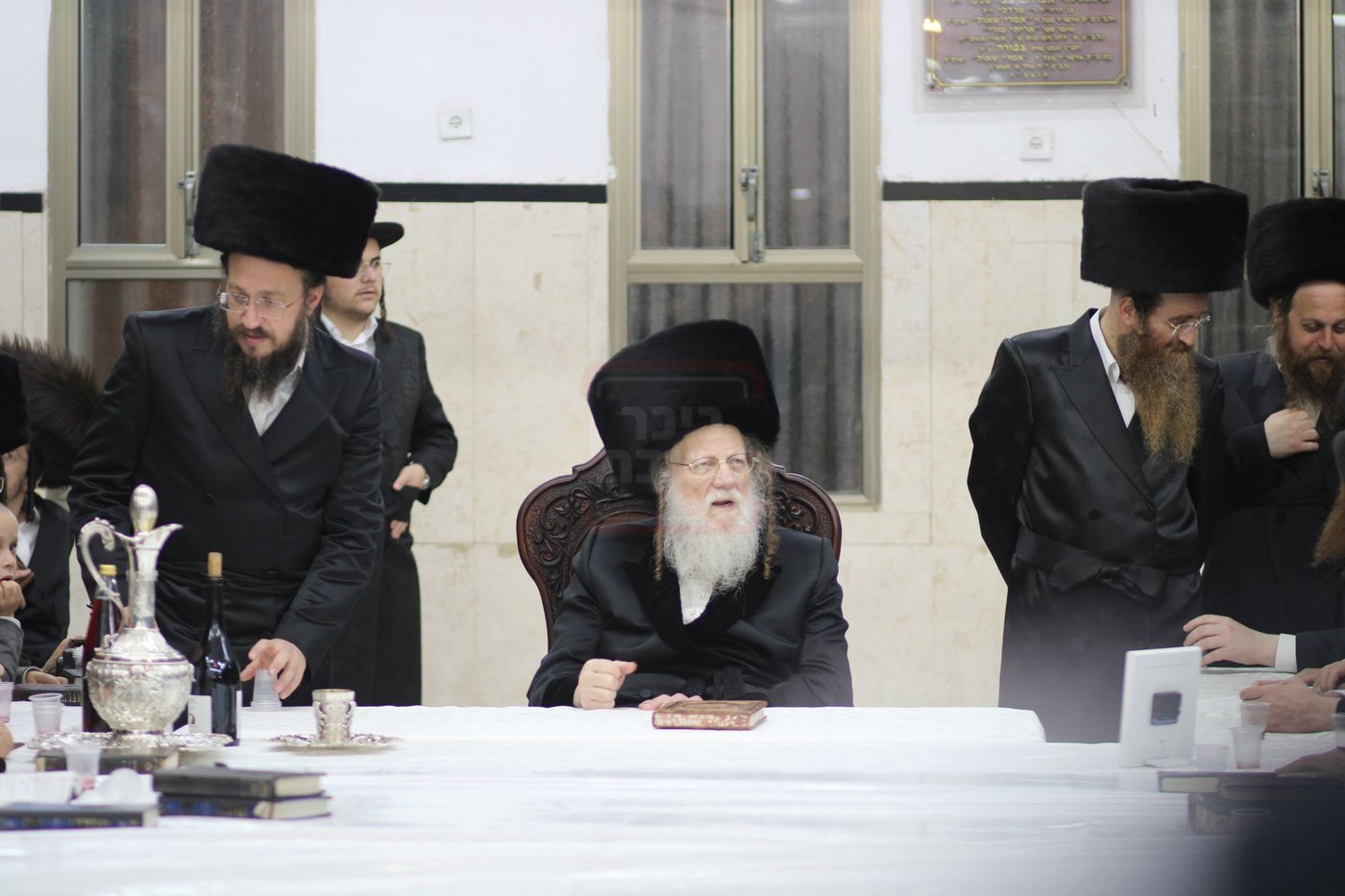 נעילת החג ראש השנה בחצה"ק מודז'יץ