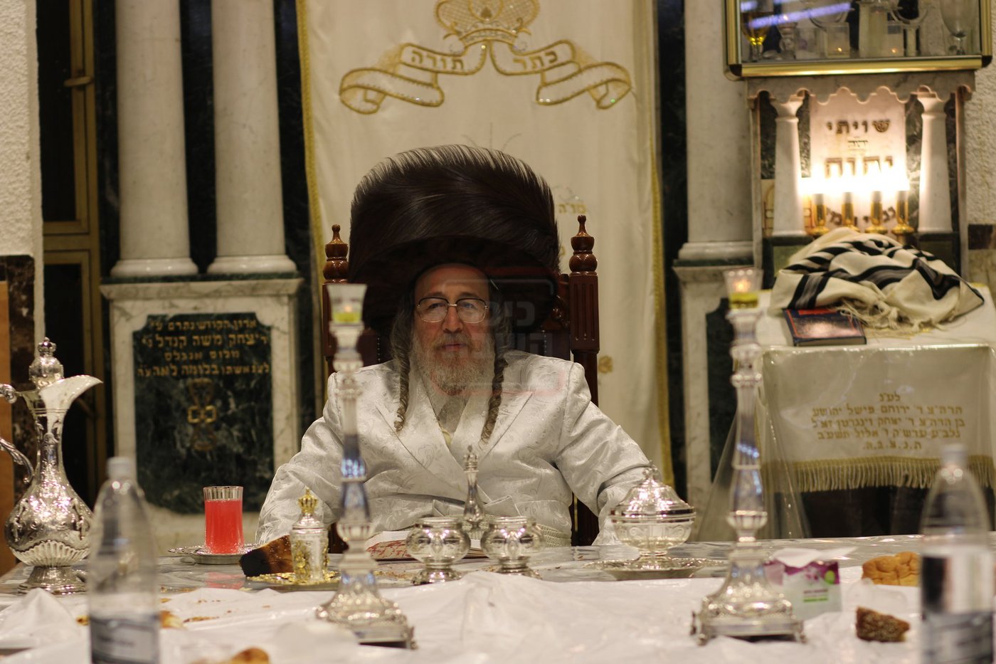 טיש נעילת החג בחצה"ק ביאלה ב"ב